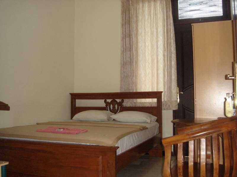 Hotel Paprica 1 Surabaya Exterior photo